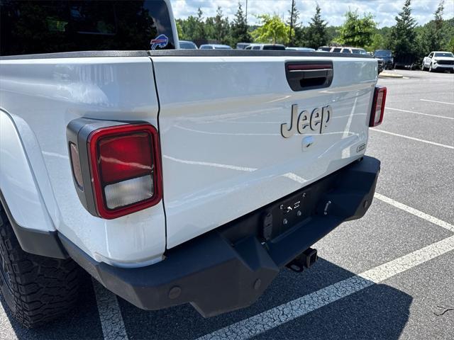 used 2021 Jeep Gladiator car, priced at $32,766