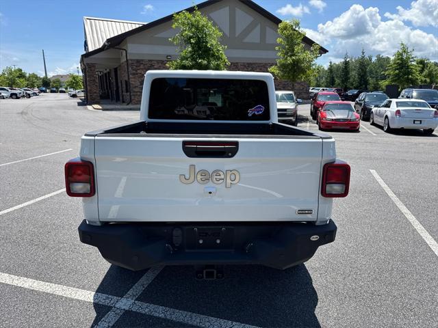 used 2021 Jeep Gladiator car, priced at $32,766
