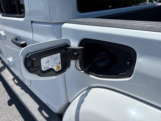 used 2021 Jeep Gladiator car, priced at $32,766