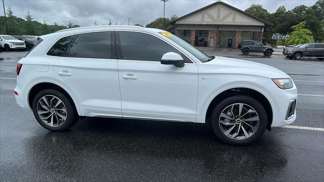 used 2022 Audi Q5 car, priced at $28,500