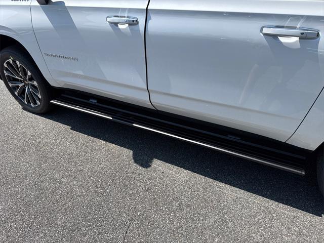 new 2025 Chevrolet Suburban car, priced at $90,599