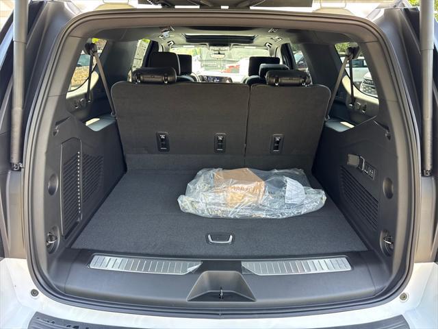 new 2025 Chevrolet Suburban car, priced at $90,599