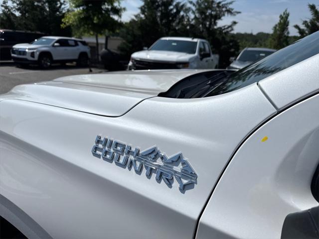 new 2025 Chevrolet Suburban car, priced at $90,599