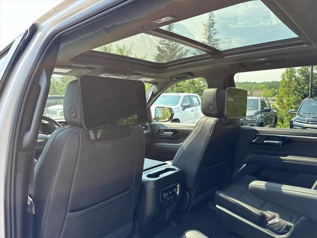 new 2025 Chevrolet Suburban car, priced at $90,599