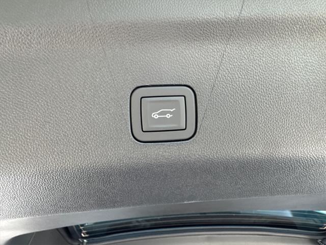 new 2025 Chevrolet Suburban car, priced at $90,599