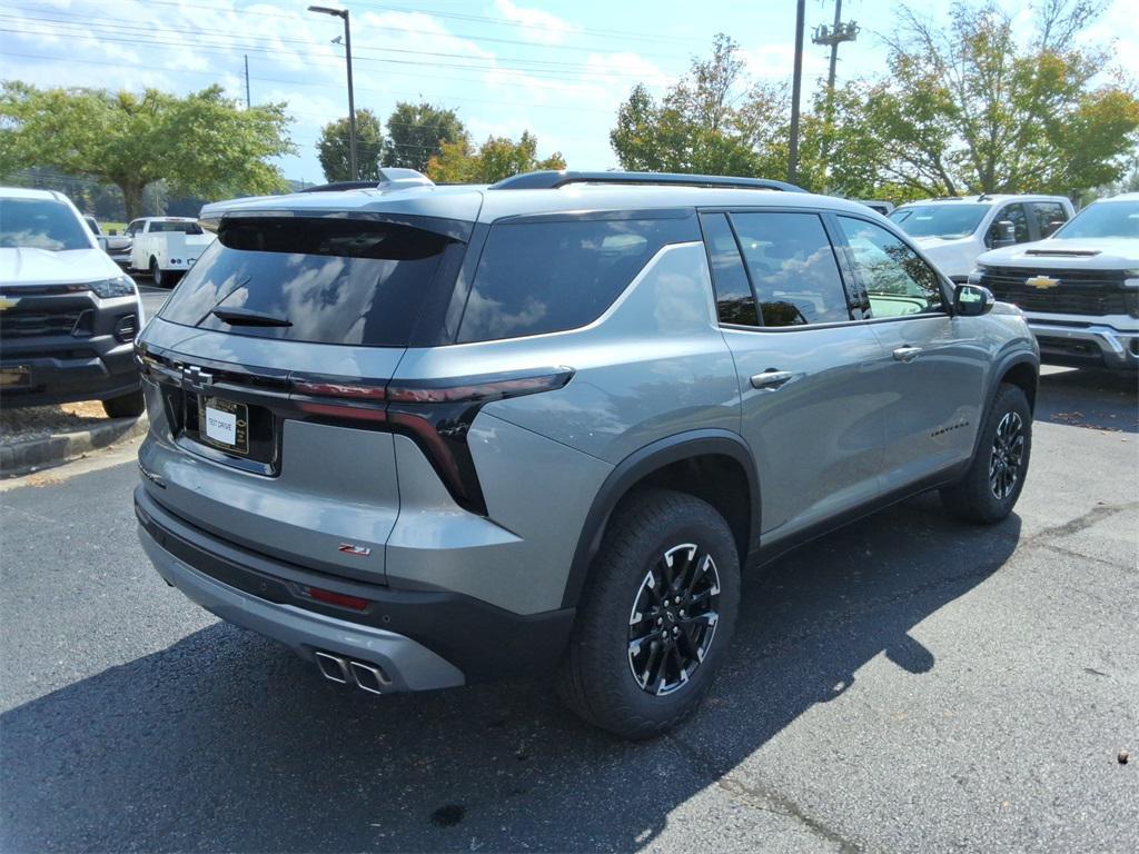 new 2026 Chevrolet Traverse car, priced at $53,515