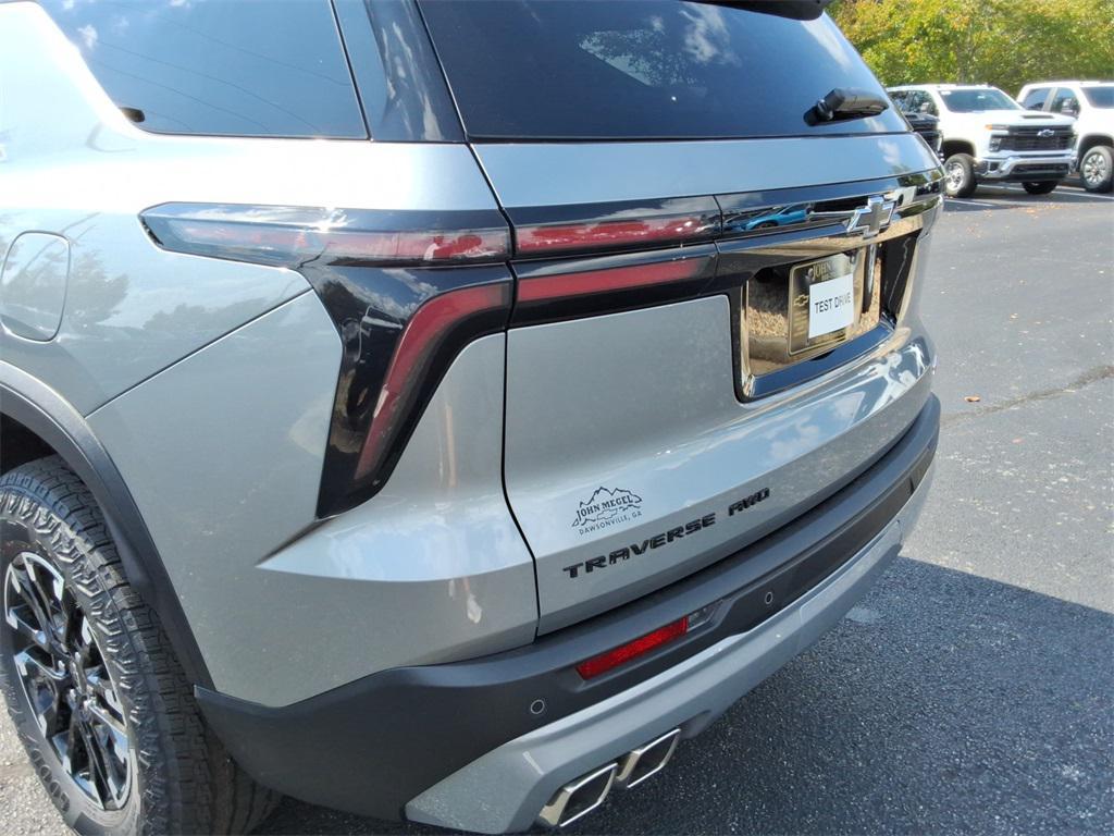 new 2026 Chevrolet Traverse car, priced at $53,515