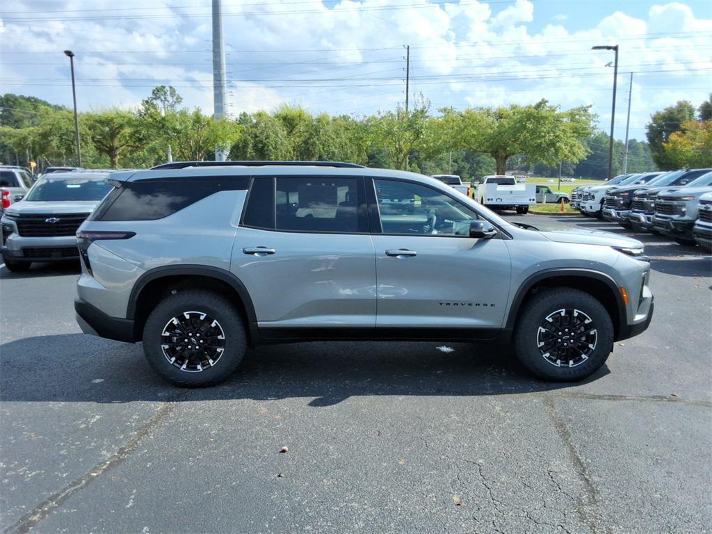 new 2026 Chevrolet Traverse car, priced at $53,515