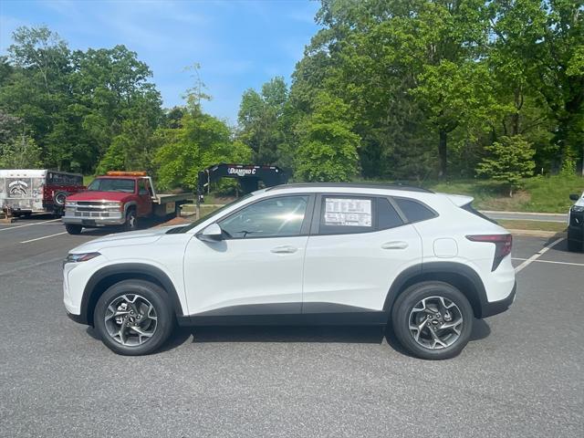 new 2025 Chevrolet Trax car, priced at $24,904