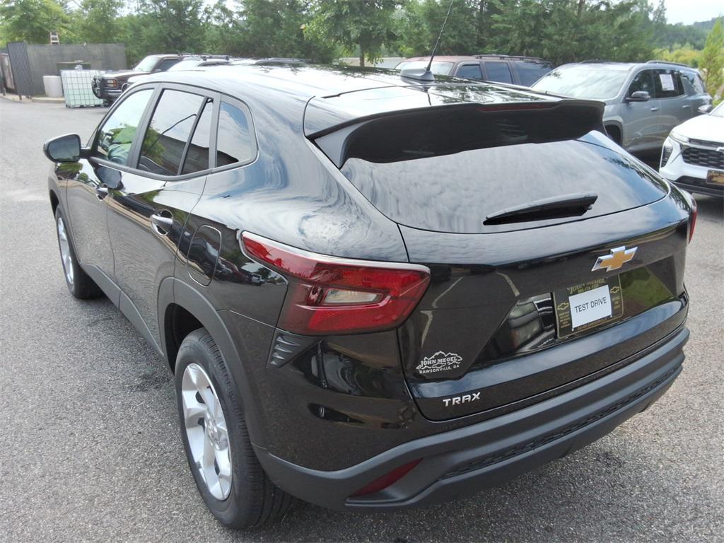 new 2025 Chevrolet Trax car, priced at $22,390