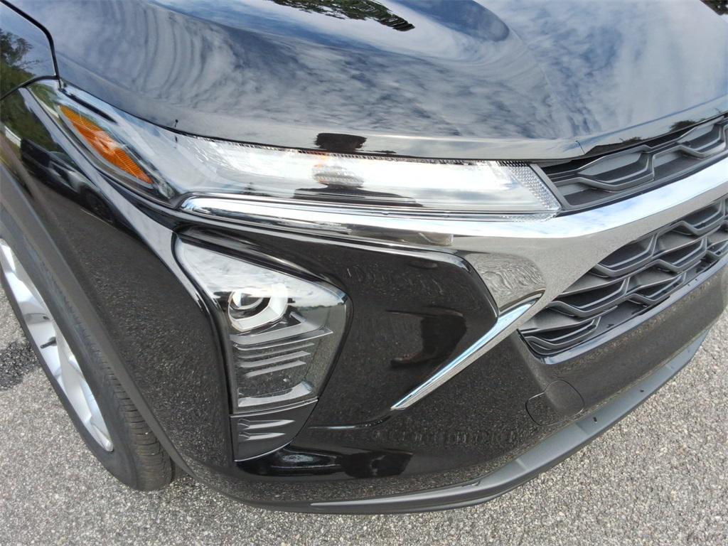 new 2025 Chevrolet Trax car, priced at $22,390