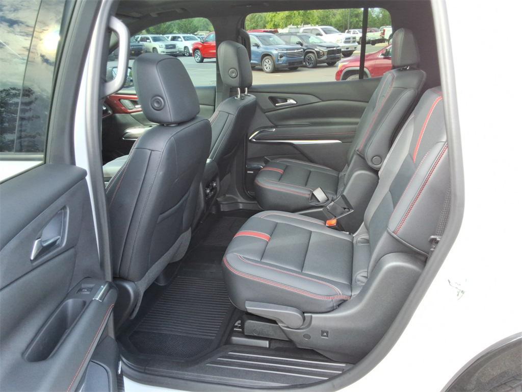 used 2024 Chevrolet Traverse car, priced at $51,859