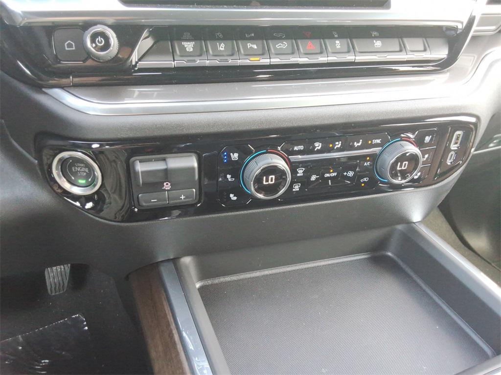 new 2025 Chevrolet Silverado 3500 car, priced at $91,995