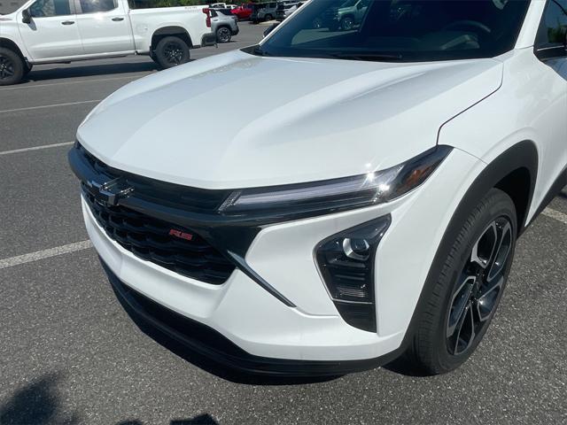 new 2025 Chevrolet Trax car, priced at $25,749