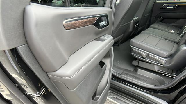 new 2025 Chevrolet Tahoe car, priced at $59,231