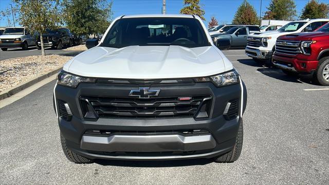 new 2024 Chevrolet Colorado car, priced at $39,921