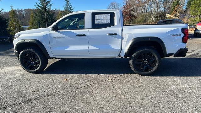 new 2024 Chevrolet Colorado car, priced at $39,605