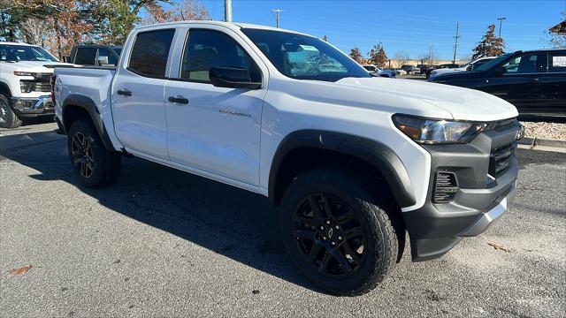 new 2024 Chevrolet Colorado car, priced at $39,605