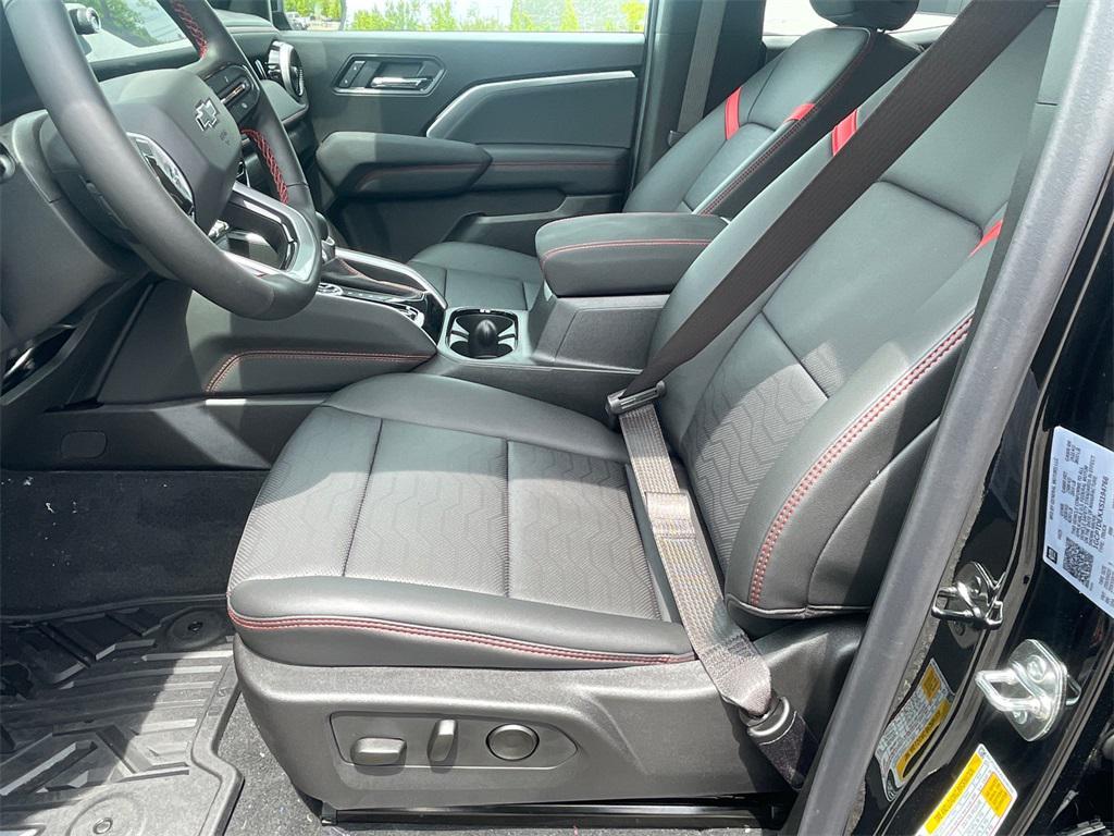 new 2025 Chevrolet Colorado car, priced at $45,708