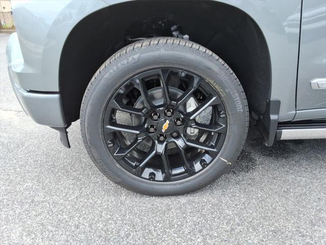 new 2025 Chevrolet Silverado 1500 car, priced at $72,604