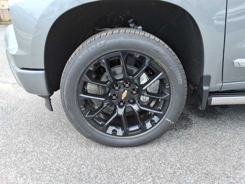 new 2025 Chevrolet Silverado 1500 car, priced at $72,604