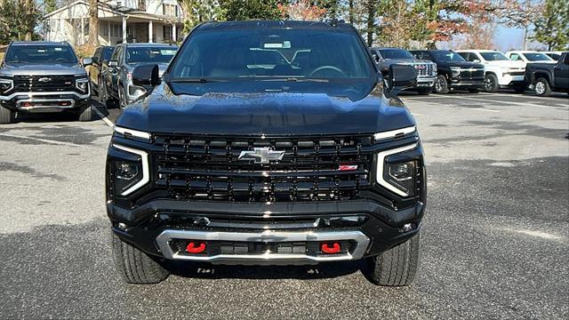 new 2025 Chevrolet Suburban car, priced at $77,625