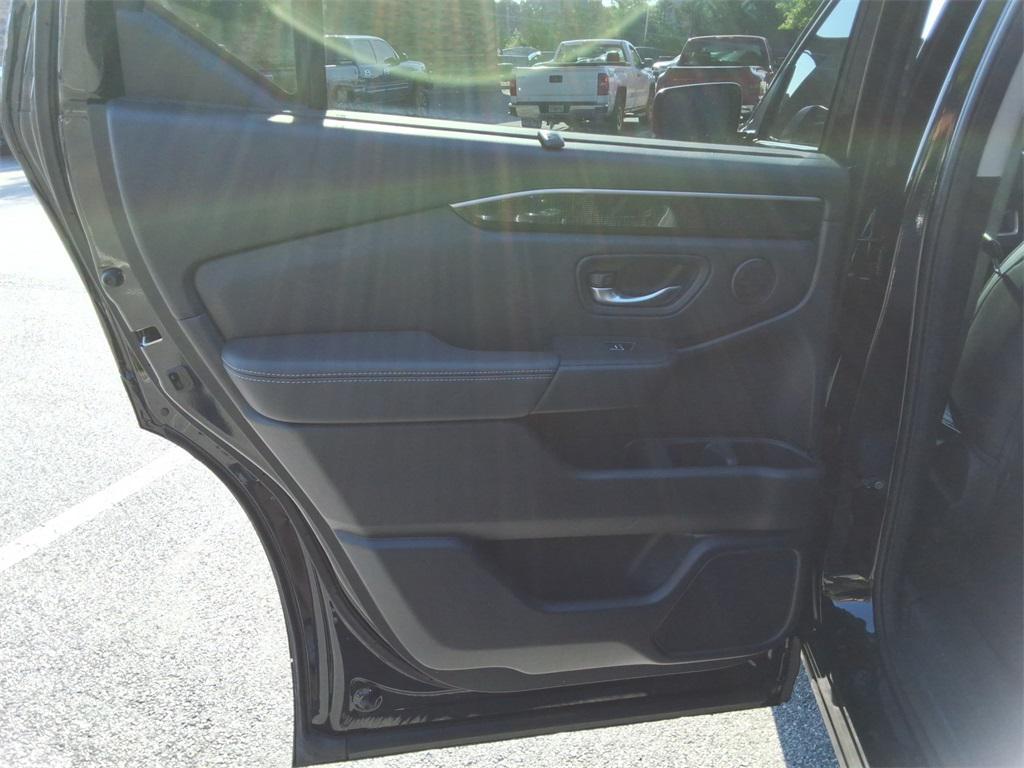 used 2023 Honda Pilot car, priced at $43,588
