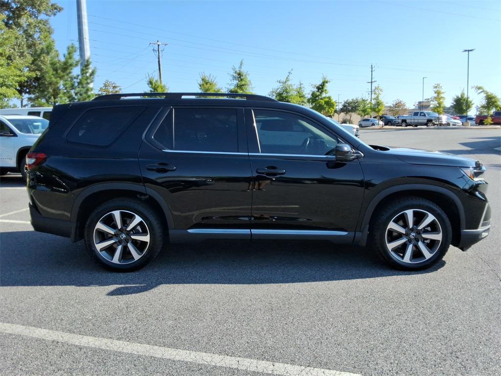 used 2023 Honda Pilot car, priced at $43,588