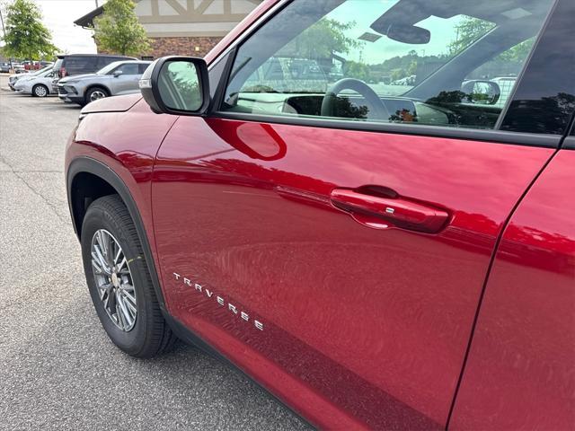 new 2025 Chevrolet Traverse car, priced at $41,854