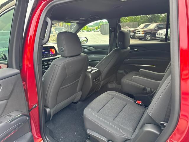 new 2025 Chevrolet Traverse car, priced at $41,854