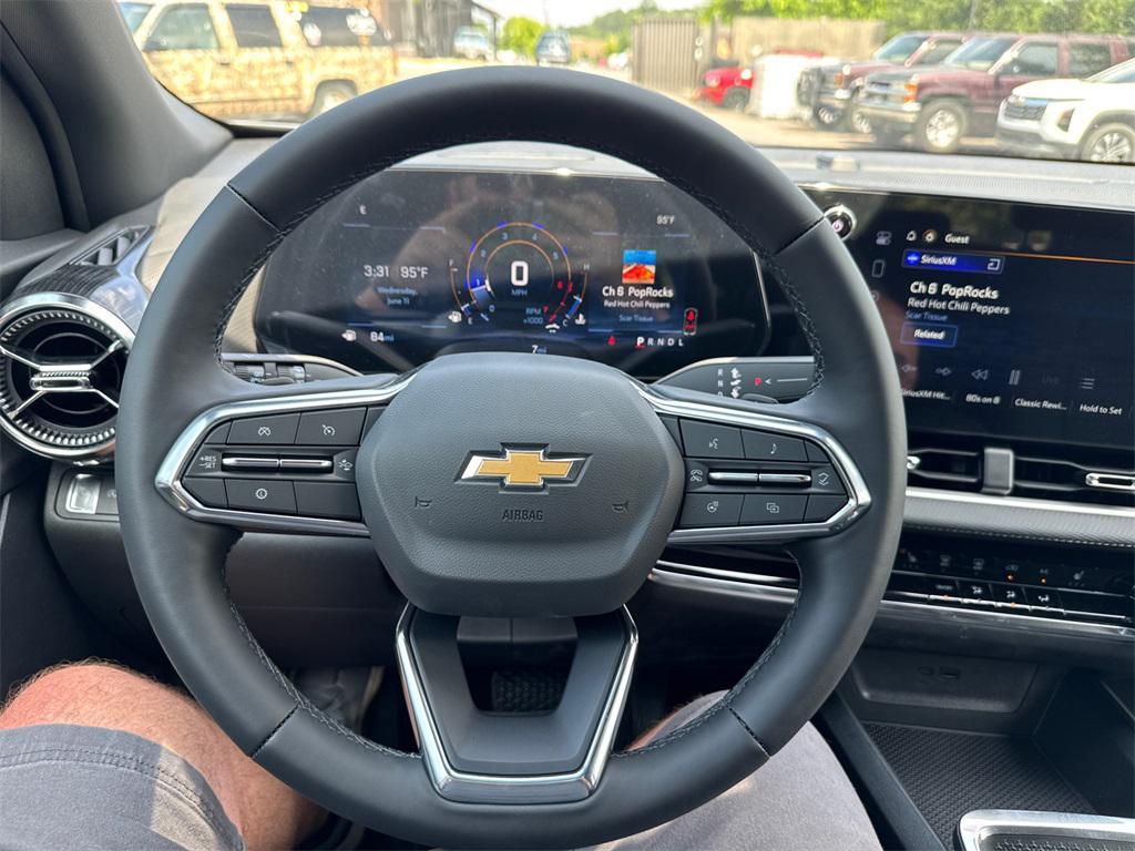 new 2026 Chevrolet Equinox car, priced at $28,479