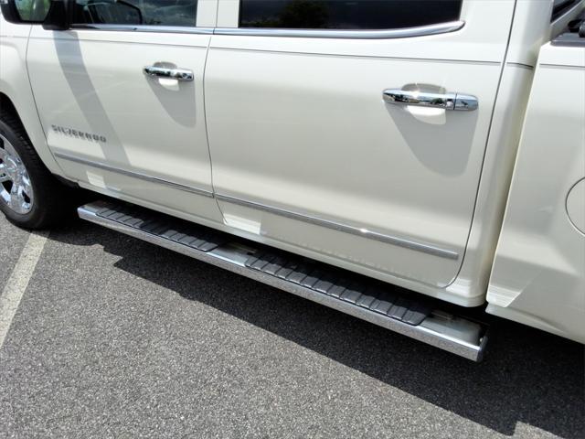 used 2015 Chevrolet Silverado 1500 car, priced at $22,989