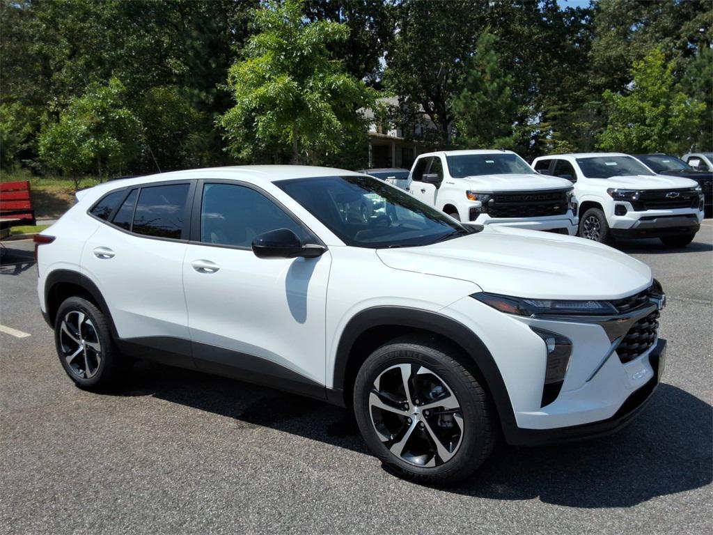 new 2025 Chevrolet Trax car, priced at $24,055