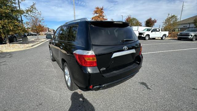 used 2010 Toyota Highlander car, priced at $10,377