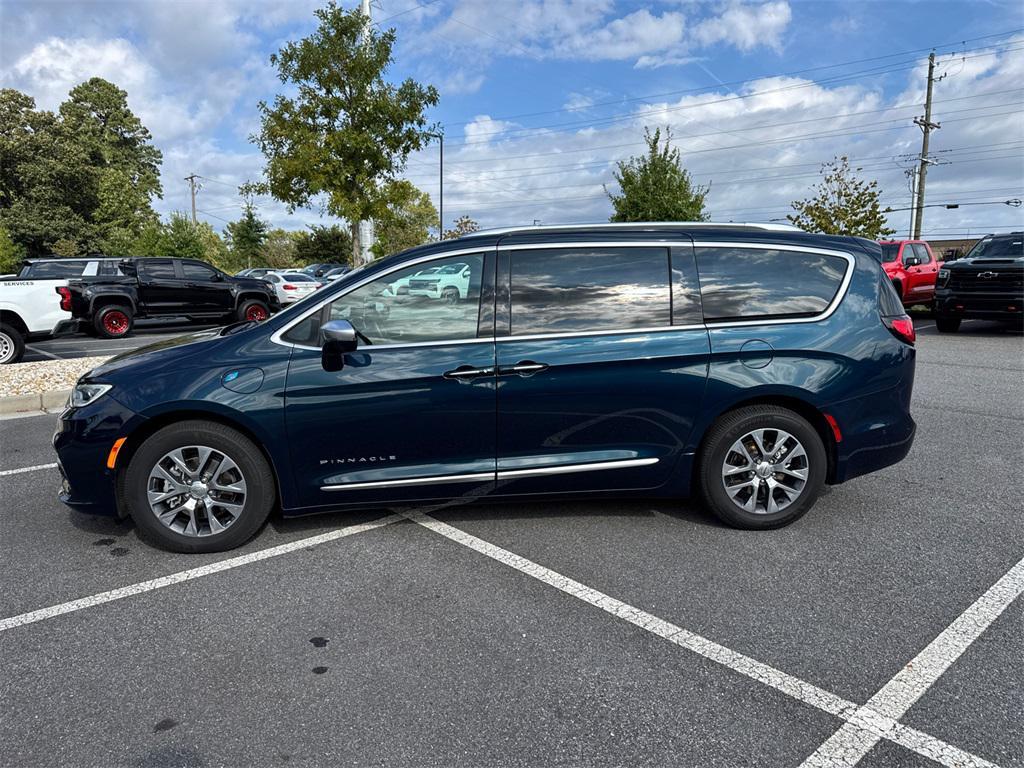 used 2022 Chrysler Pacifica car, priced at $26,483