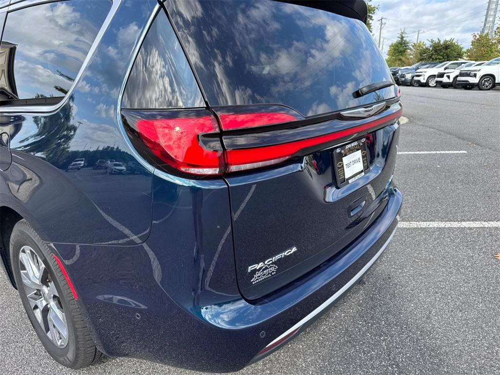 used 2022 Chrysler Pacifica car, priced at $26,483