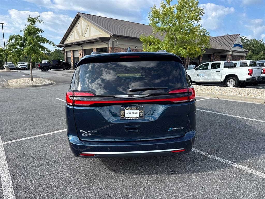 used 2022 Chrysler Pacifica car, priced at $26,483