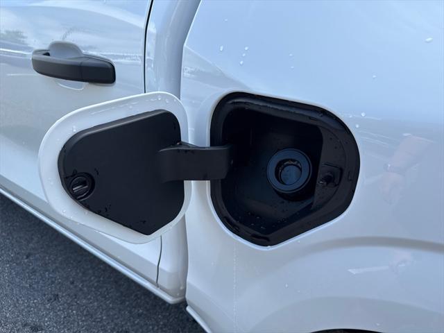 new 2025 Chevrolet Colorado car, priced at $33,619