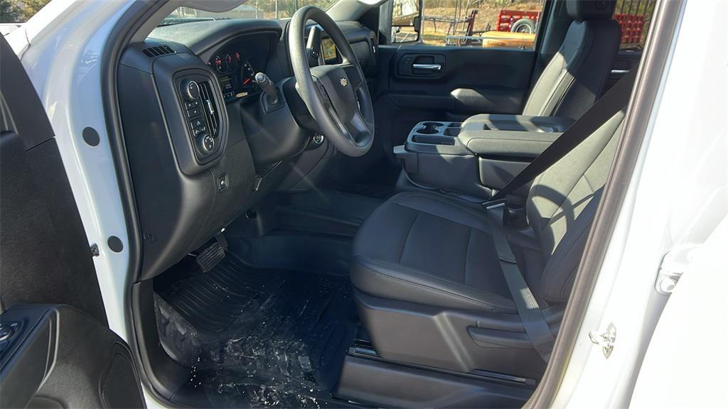 new 2024 Chevrolet Silverado 2500 car