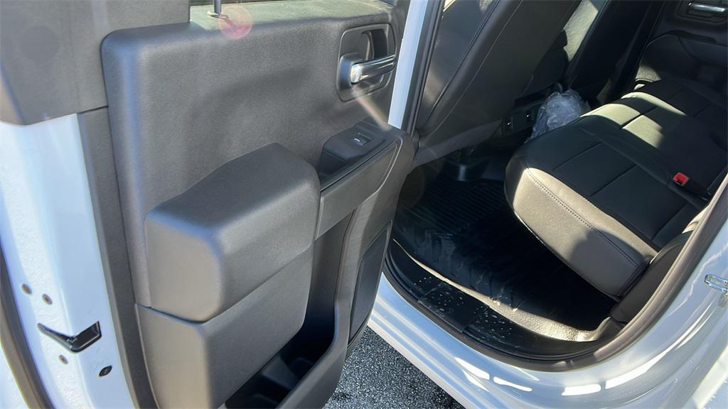 new 2024 Chevrolet Silverado 2500 car