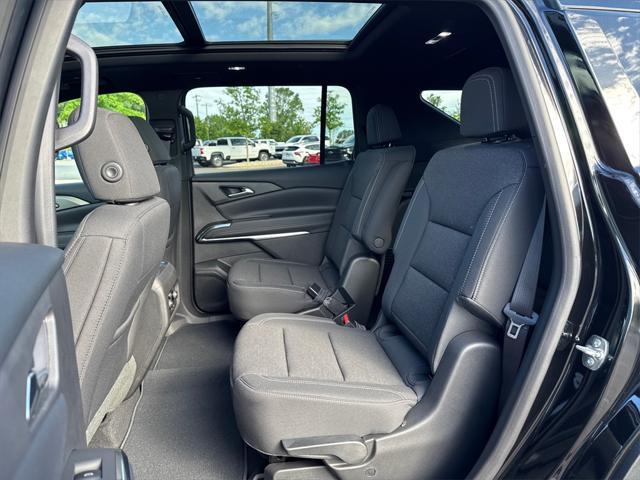 new 2025 Chevrolet Traverse car, priced at $43,246