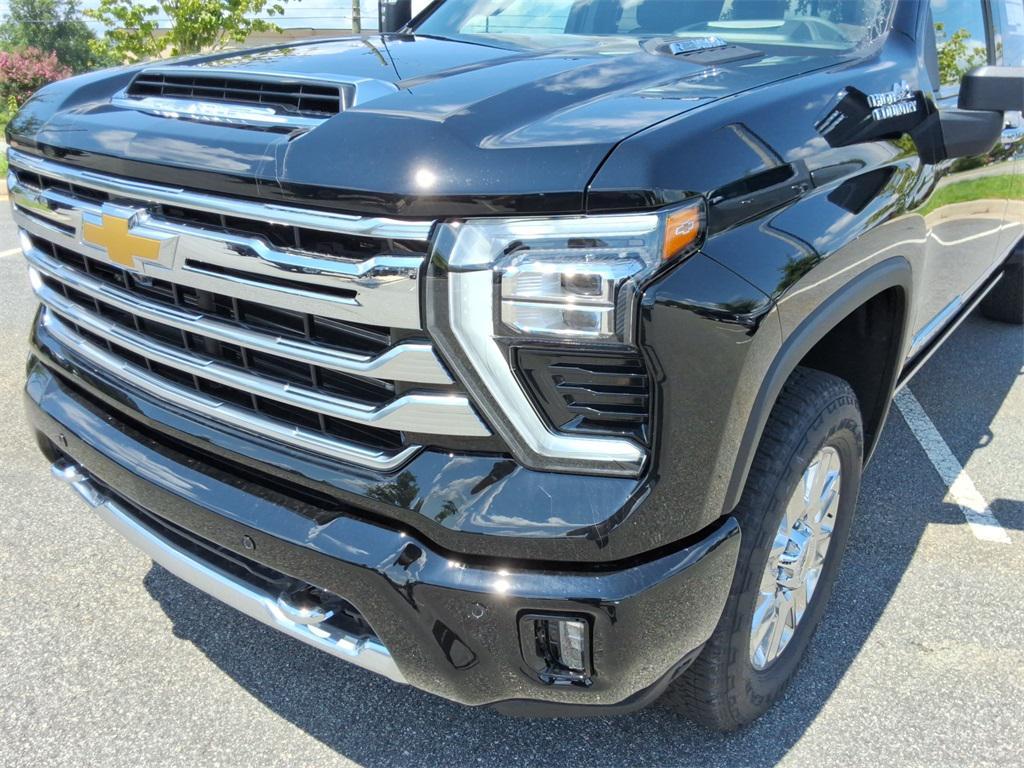 new 2025 Chevrolet Silverado 3500 car, priced at $84,056