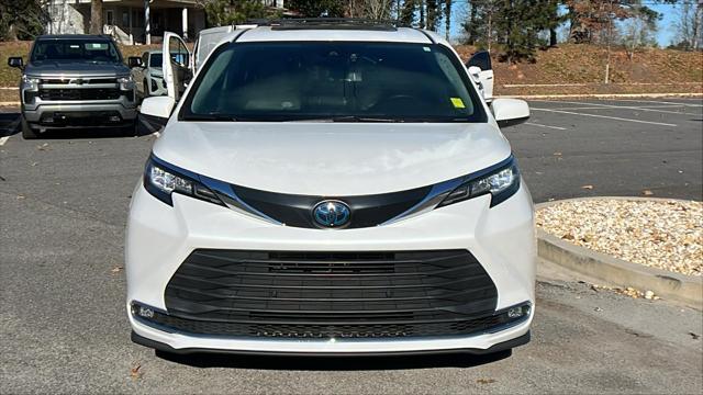 used 2022 Toyota Sienna car, priced at $39,999