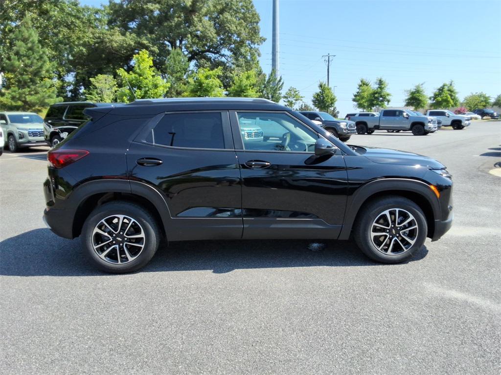 new 2026 Chevrolet TrailBlazer car, priced at $25,633