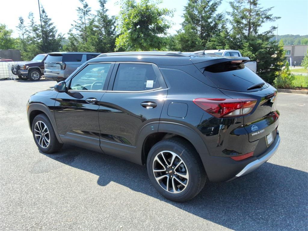 new 2026 Chevrolet TrailBlazer car, priced at $25,633