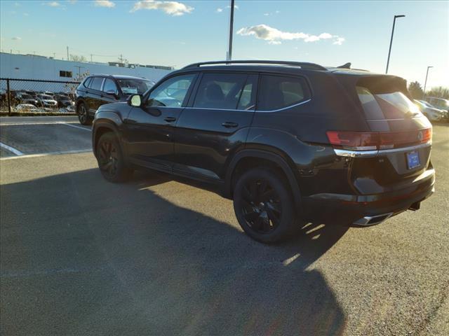 new 2025 Volkswagen Atlas car, priced at $44,821