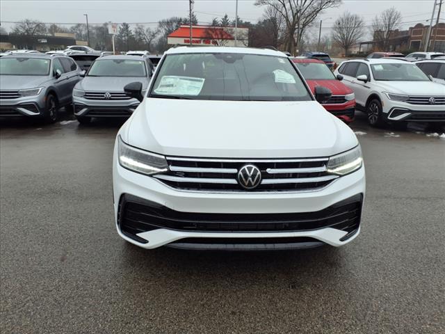 new 2024 Volkswagen Tiguan car, priced at $34,212