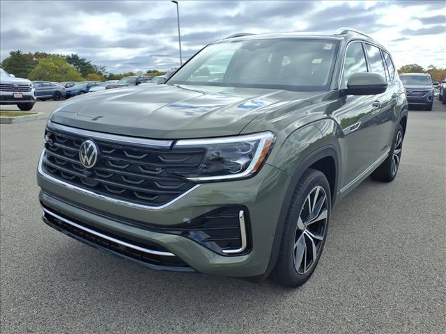new 2026 Volkswagen Atlas car, priced at $53,414