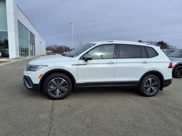 new 2024 Volkswagen Tiguan car, priced at $31,114