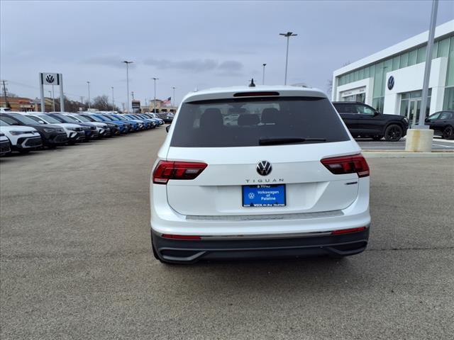 new 2024 Volkswagen Tiguan car, priced at $31,114